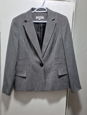 Kasper Gray Single-Button Tailored Blazer
